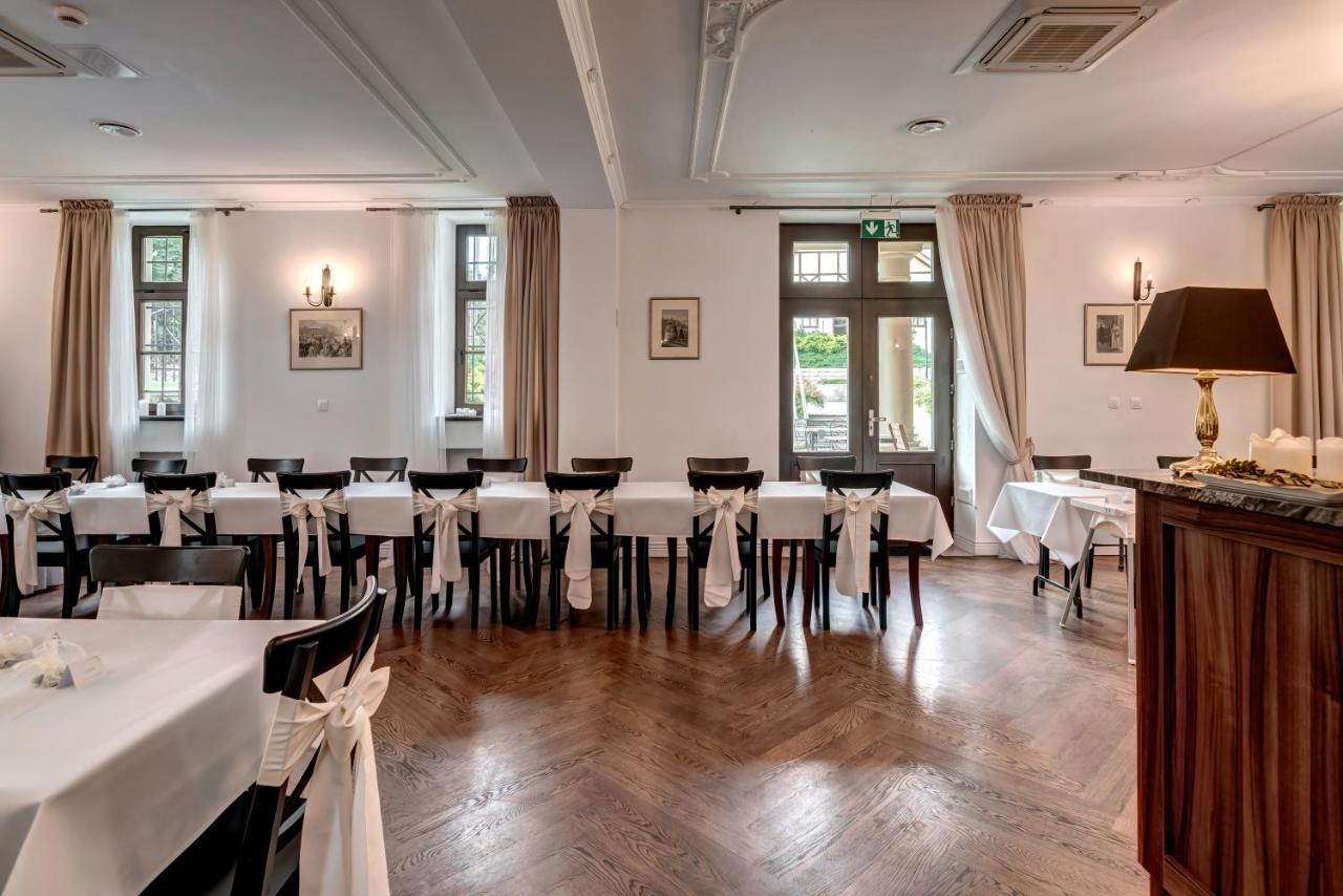 Hotel Charlotta Йедлина-Здруй Екстериор снимка