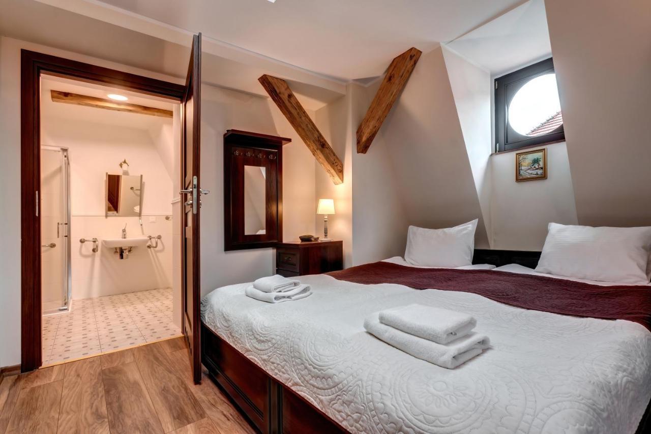 Hotel Charlotta Йедлина-Здруй Екстериор снимка