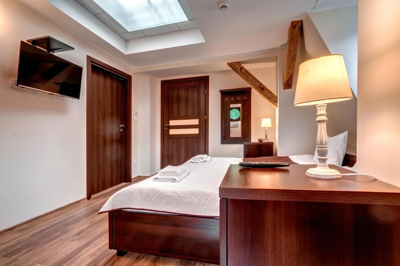 Hotel Charlotta Йедлина-Здруй Екстериор снимка