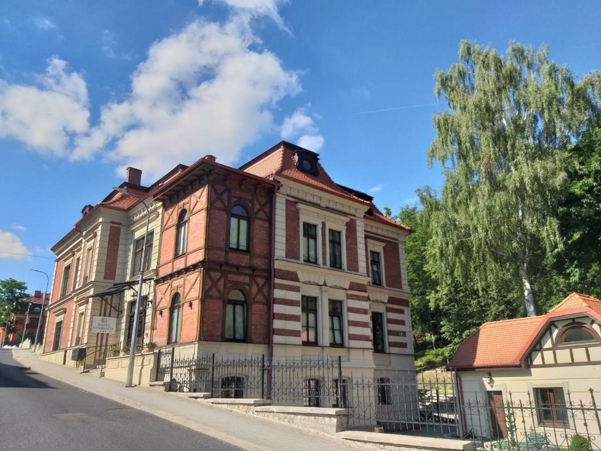Hotel Charlotta Йедлина-Здруй Екстериор снимка